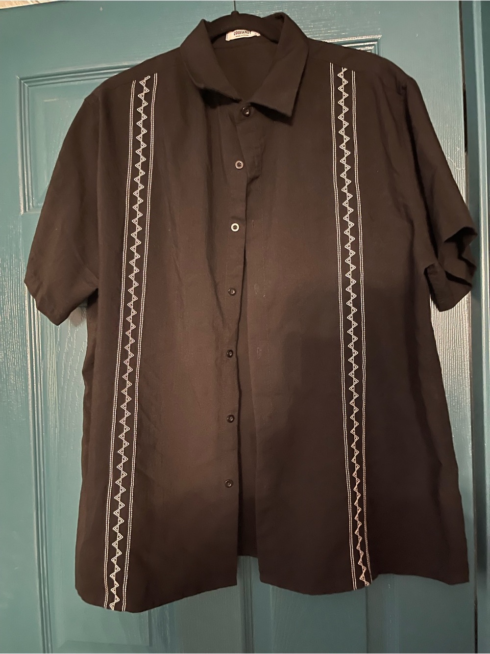 Men's Black Short-Sleeve Embroidered Button-Down Shirt